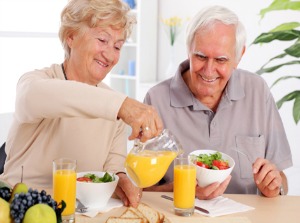 Como deve ser a alimentação dos idosos? Alimen10