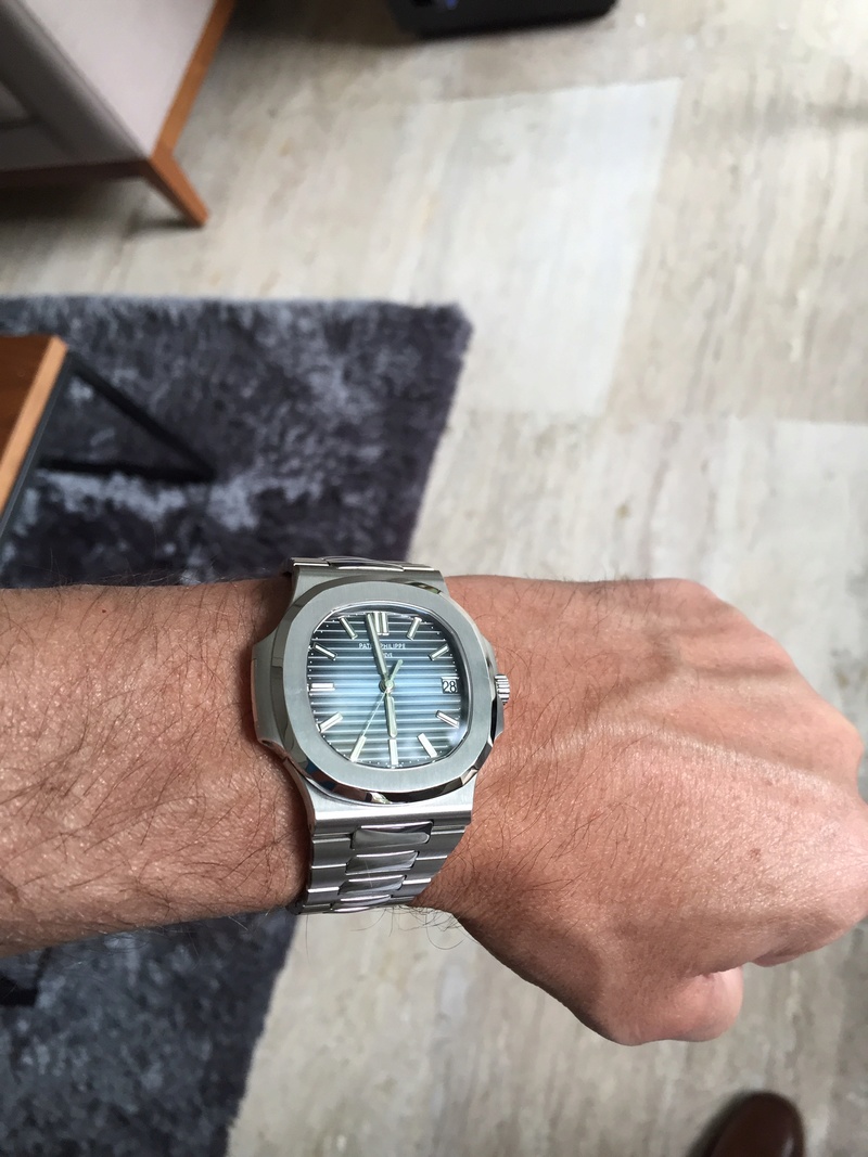 Patek 5711/1a ou 5711R - dilemme de Nautilus - vos avis? 69318010