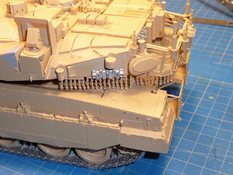 1/35  Merkava Mk.4M w/Trophy Active Protection System MENG - Page 3 P1270127