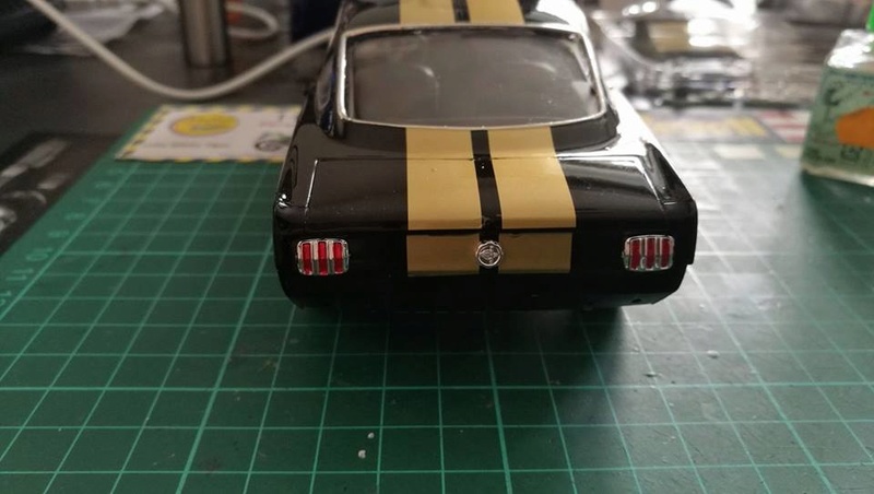 [REVELL] FORD SHELBY GT 350 H MUSTANG Réf 07242 - Page 4 03218