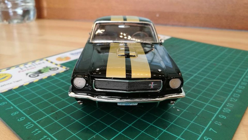 [REVELL] FORD SHELBY GT 350 H MUSTANG Réf 07242 04313
