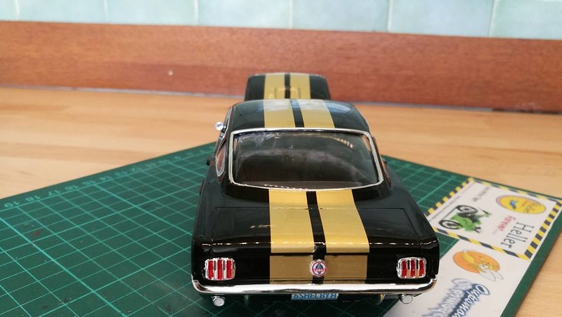 [REVELL] FORD SHELBY GT 350 H MUSTANG Réf 07242 04612