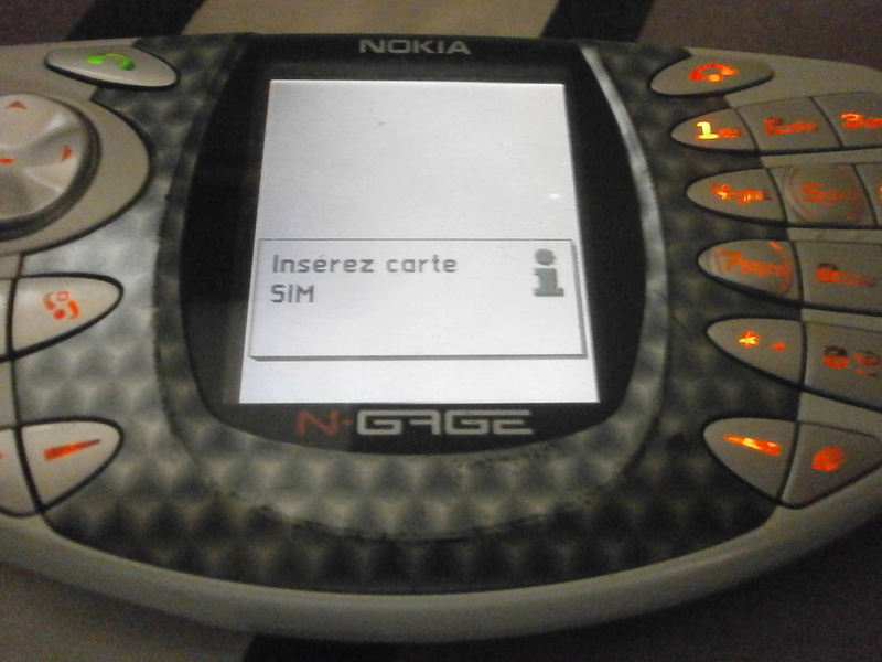 [ESTIM] Nokia N-Gage + 4 jeux P9140110