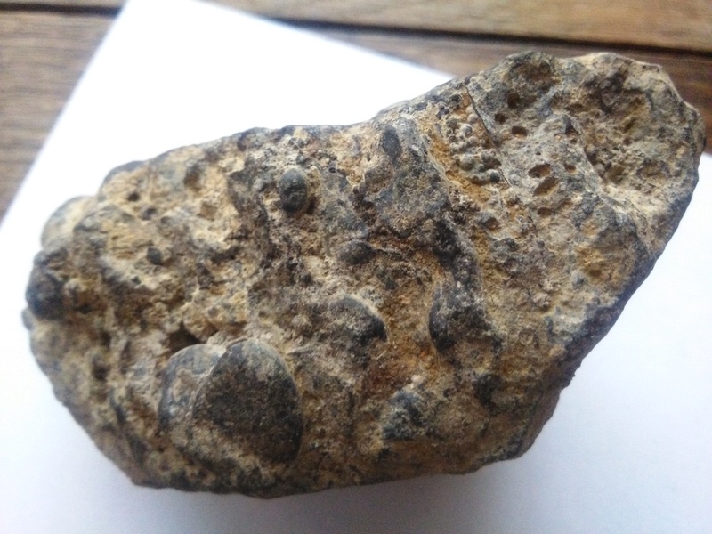Identification d'une pierre  Img_2024