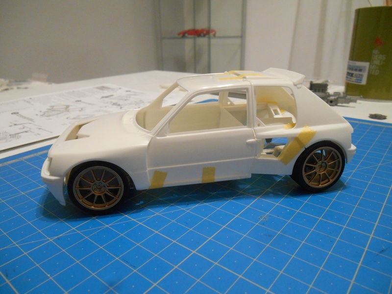 Peugeot 205 T16 Tamiya 1/24 "tuner" Dscn9042