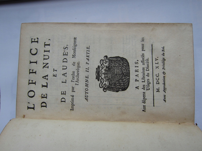 Office de la semaine sainte. Livre ayant appartenu à Marie-Antoinette ?  Img_1311
