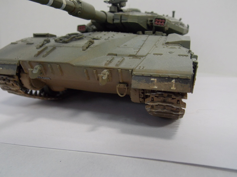 Merkava Mk.IIID LIC Hobby Boss 1/35 Dscn0118