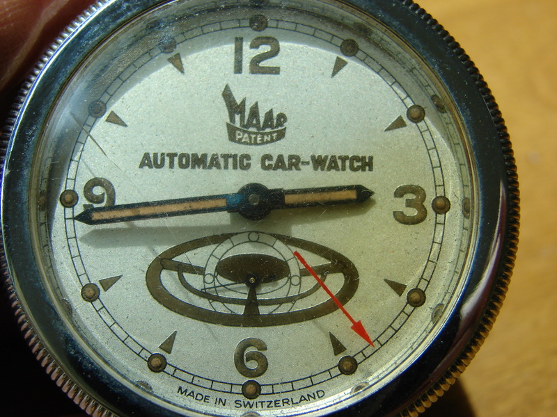 horloges - Horloges Automobile Antique Quelqu'un? Dsc00213