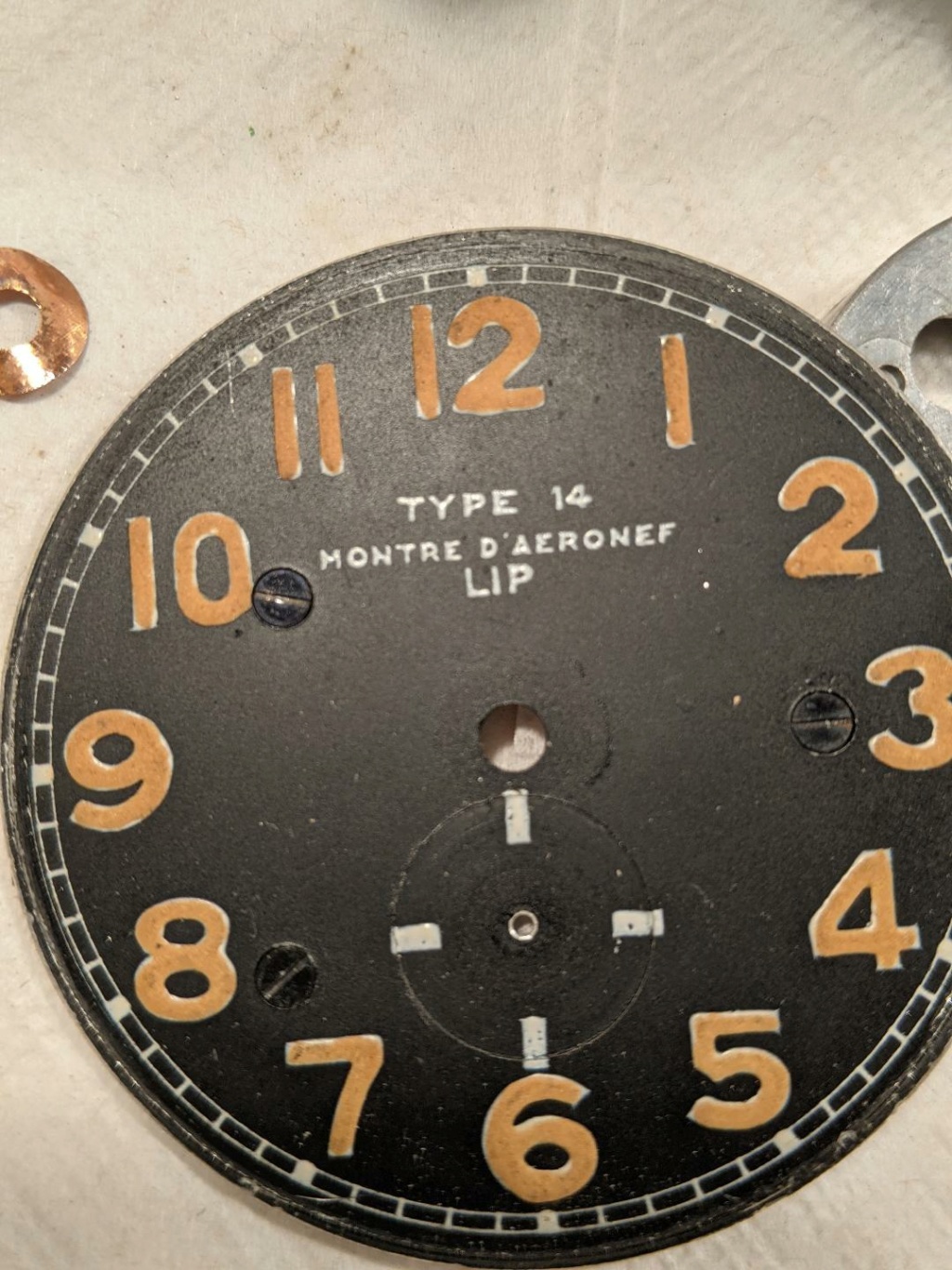 Horloge d'aviation LIP de 5 1940 Lip_cl12