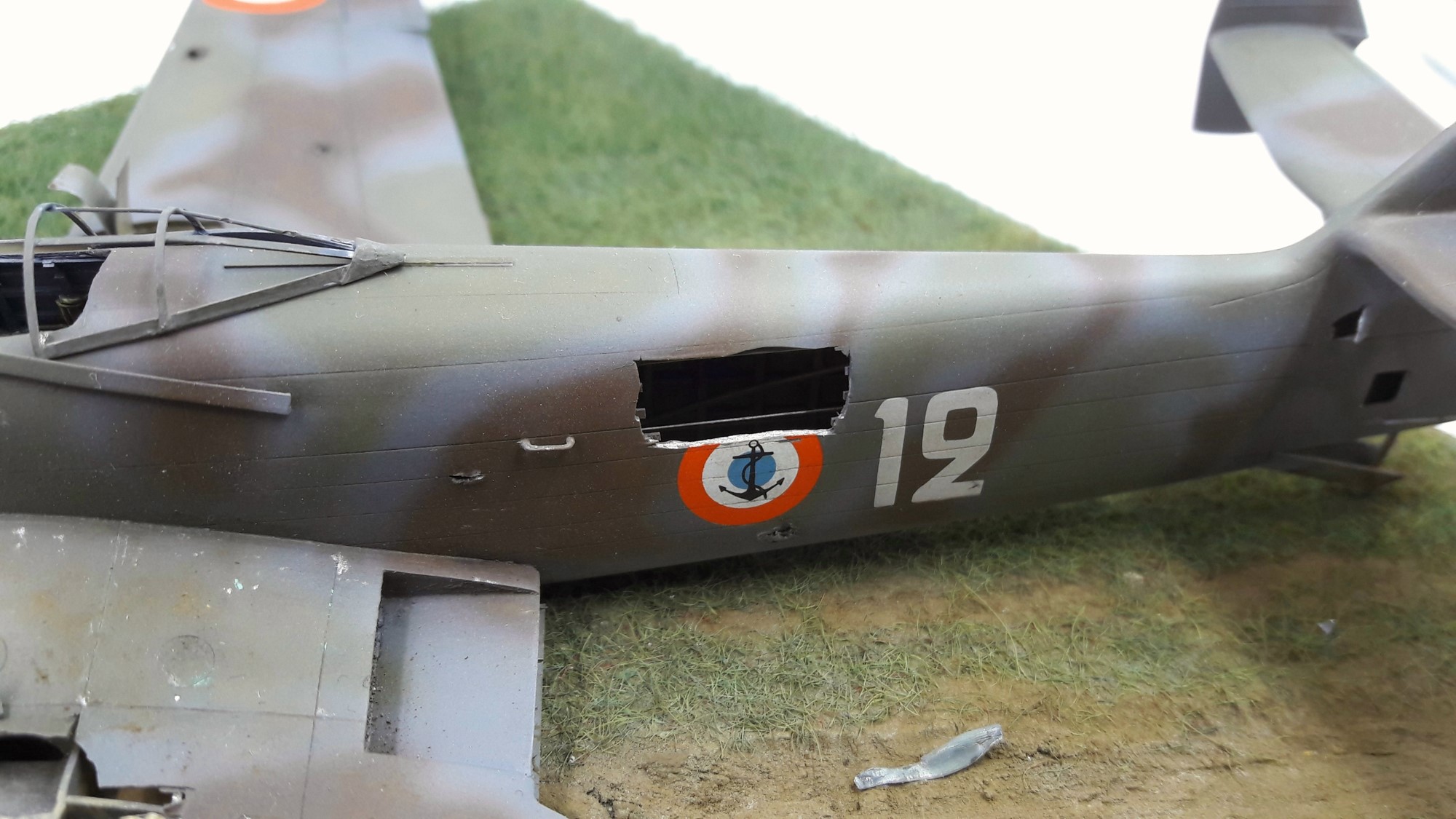 [Concours Aéronavale] Loire Nieuport 401/411 -  Special hobby 1/48 - crash à Villereau -le sacrifice des marins aviateurs du 19 mai 1940 - Mission Berlaimont  Image929