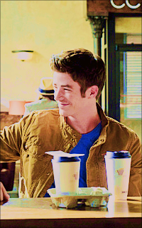 Grant Gustin  2uh310