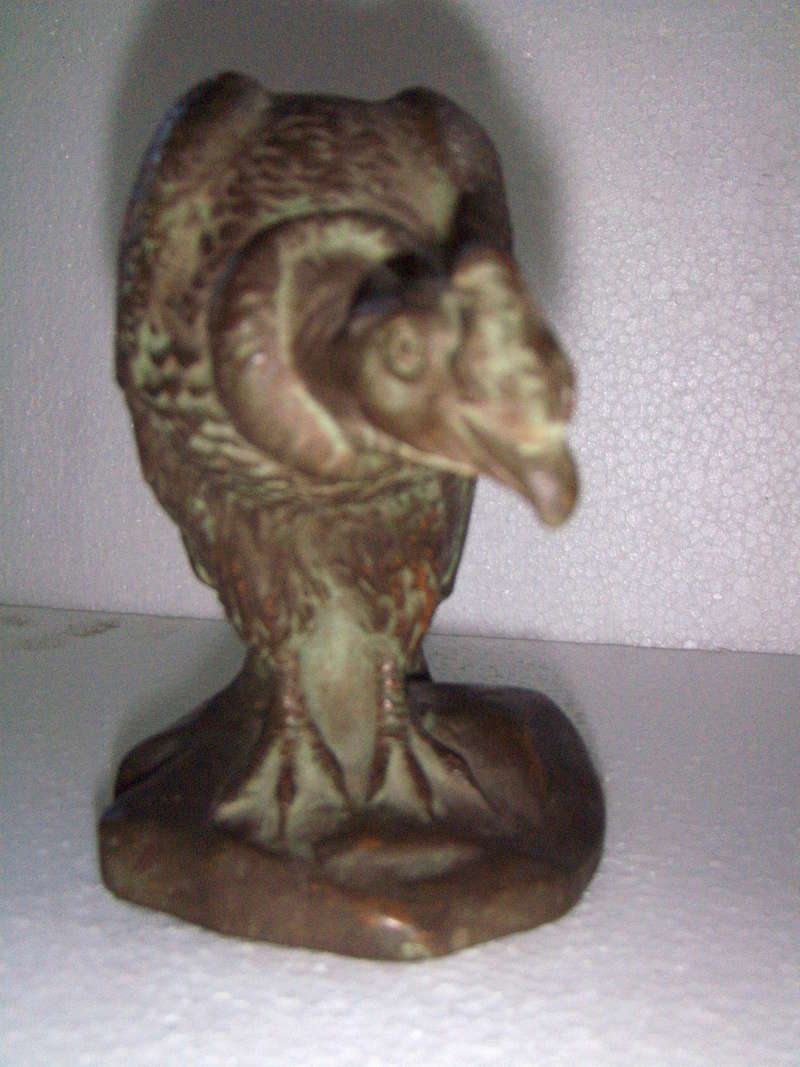 ID HELP  terracotta vulture - possibly Hengoed Pottery, Shropshire Hpim2212