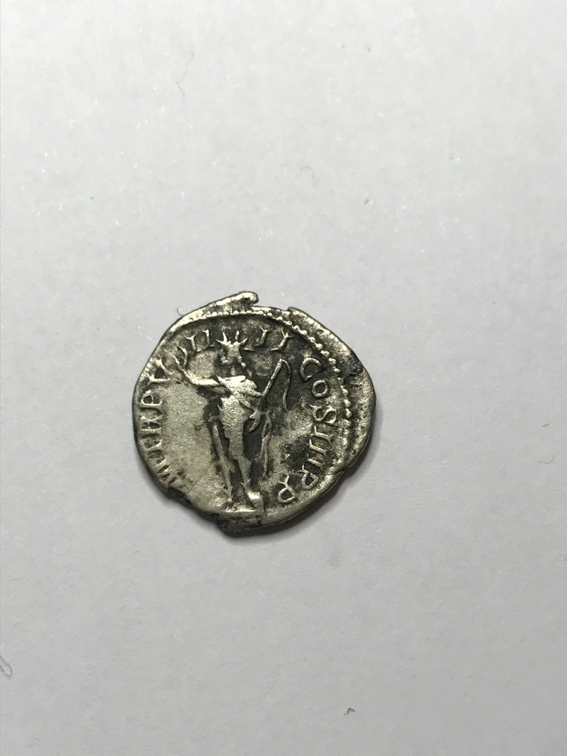 Denario falso de época. moneda híbrida con anverso de Heliogábalo y reverso de Alejandro Severo. Img_5211