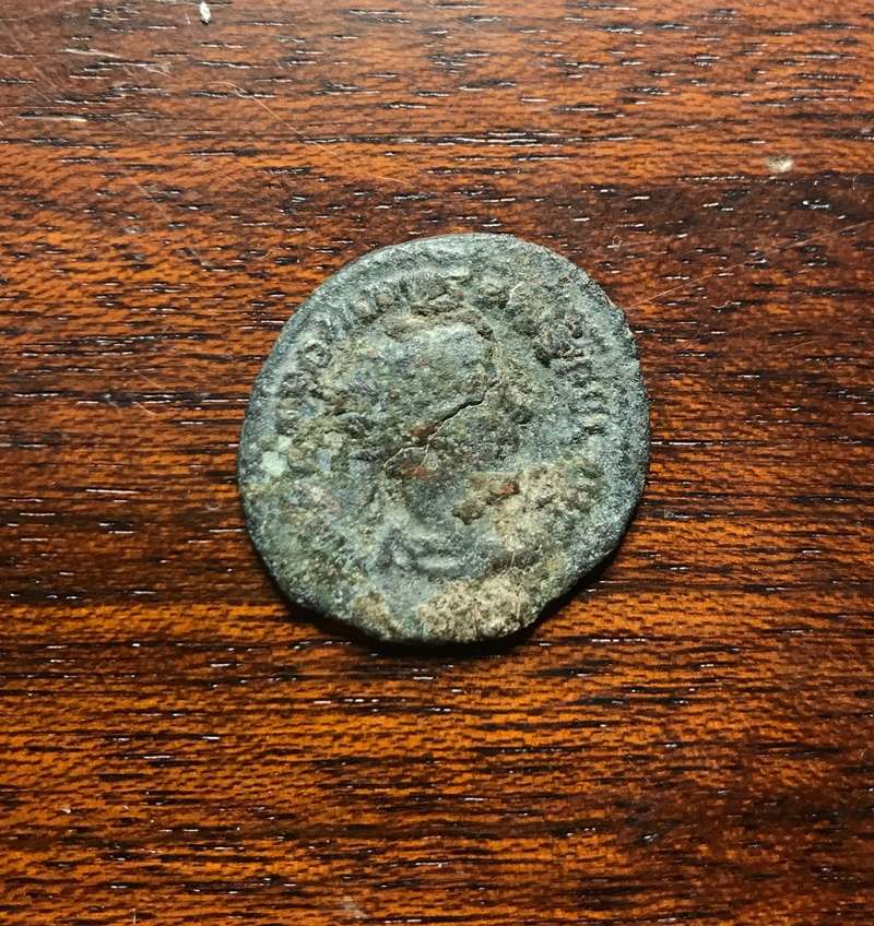 Antoniniano de Gordiano III. SECVRIT PERP. Securitas estante a izq. Roma. Img_5258