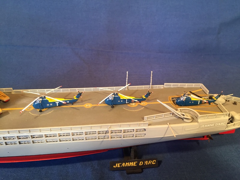 Croiseur porte-Hélicoptères R97 JEANNE D ARC  ... Version début de carrière ...  Réf 1006 Img_8130