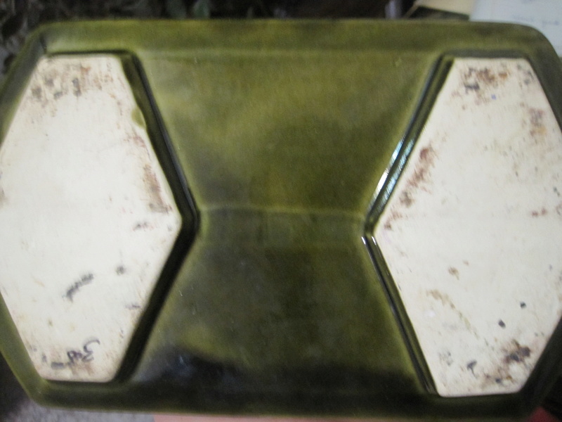 Embossed Green Planter...Hull? Img_0910