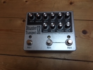 Vends delay EarthQuaker Devices Disaster Transport SR Img_3210