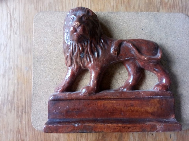 M. Exler & Son - Lion mantle ornament M_exle10