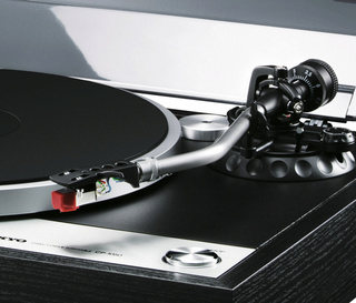 Onkyo CP-1050 Direct-Drive Turntable 312