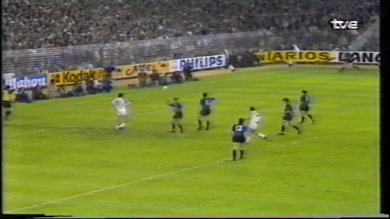 Copa de la UEFA 1984/1985 - Semifinal - Vuelta - Real Madrid Vs. Inter de Milán (540p) (Castellano) Vlcsna26