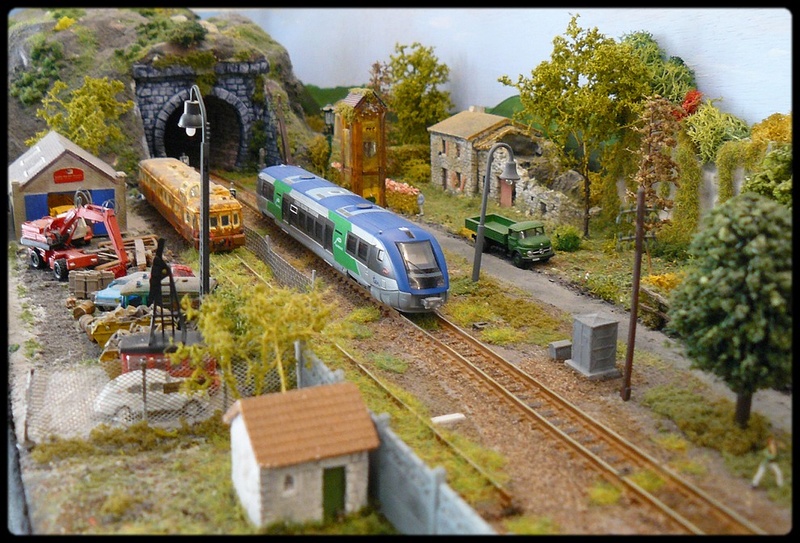 Sur la ligne des gorges de la Cère N-07210