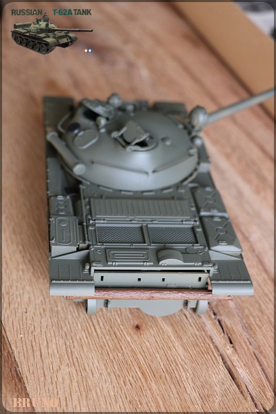 T-62A Russian Tank [Tamiya 1.35 N°MM208]  Img_2511