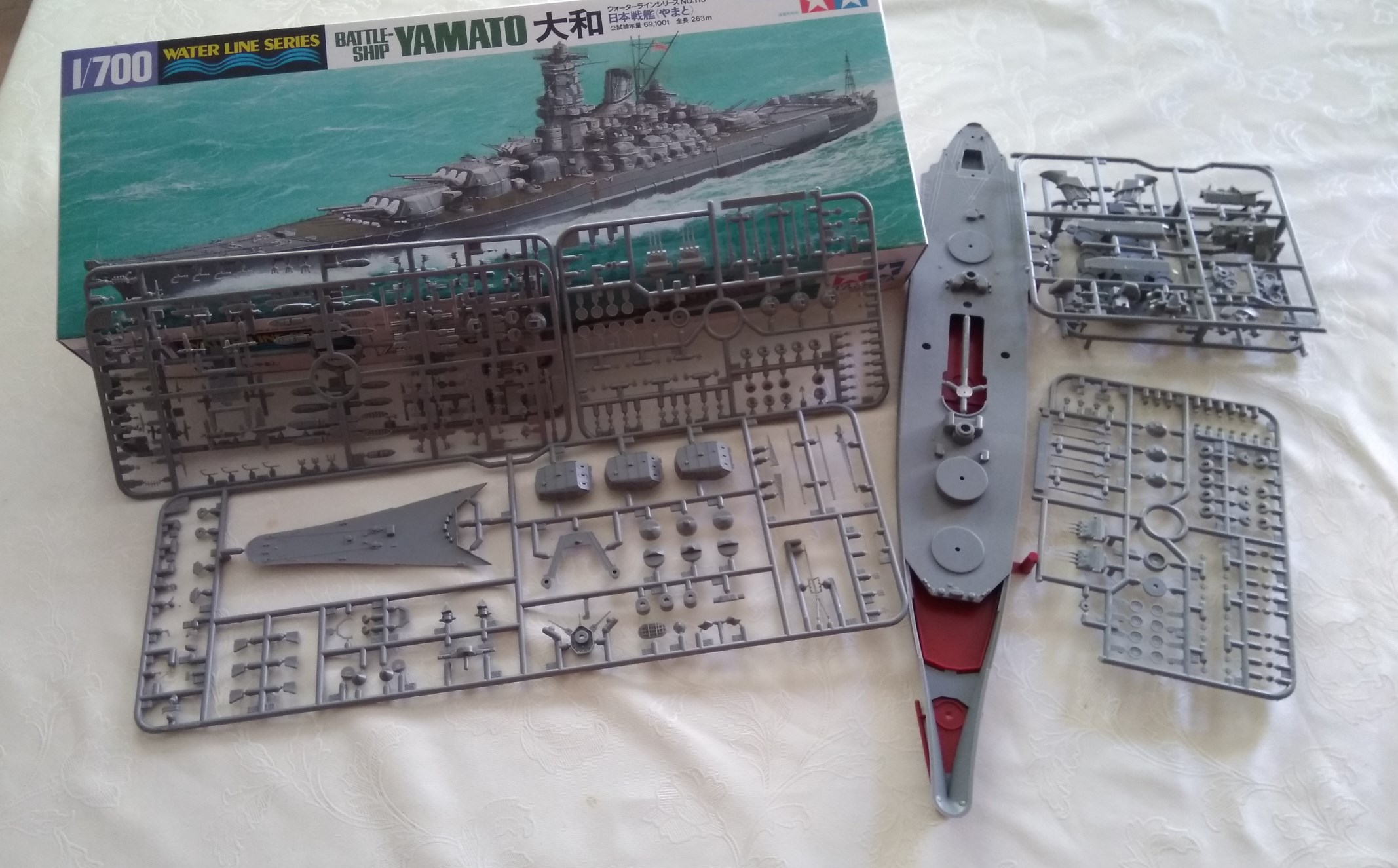 IJN Yamato Tamiya 1/700e + PE Eduard Yam10