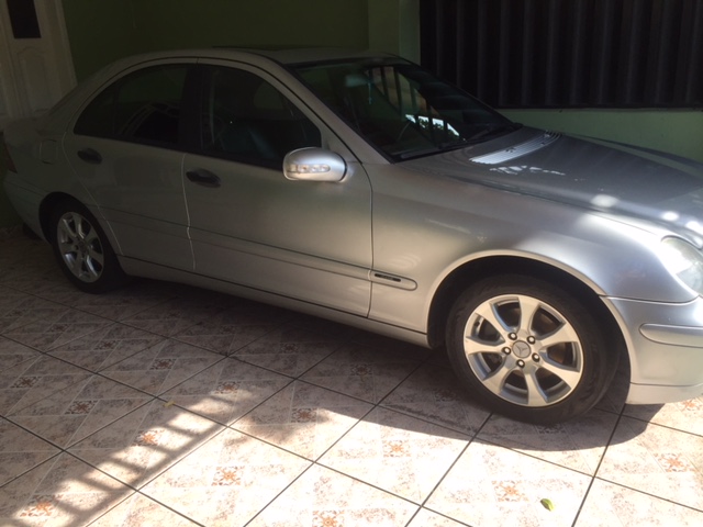 Vendo C180 Compressor 2004 R$ 30.000,00 Img_1526