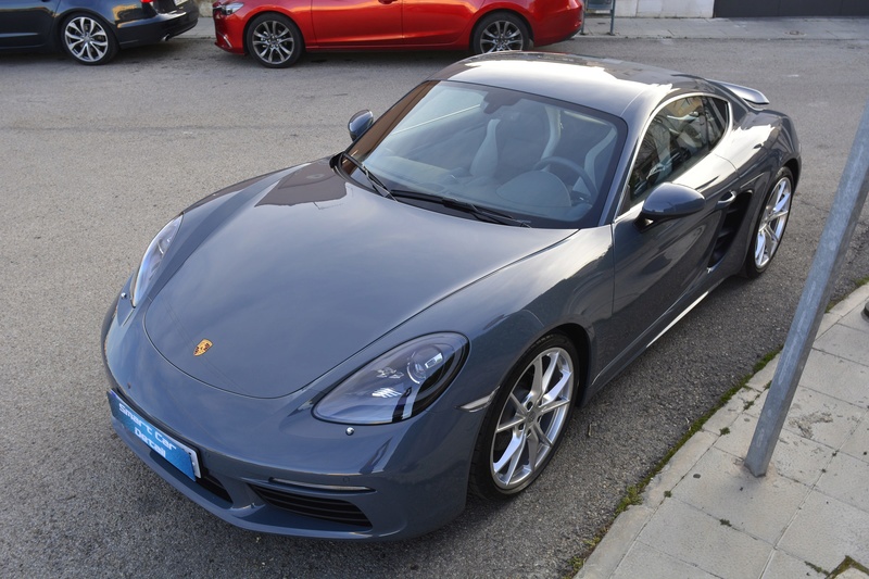 cayman - Presentación 718 Cayman - Graphite Blue Imgc10