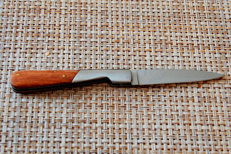 Couteaux : les votres ou ceux des autres Dsc_3515