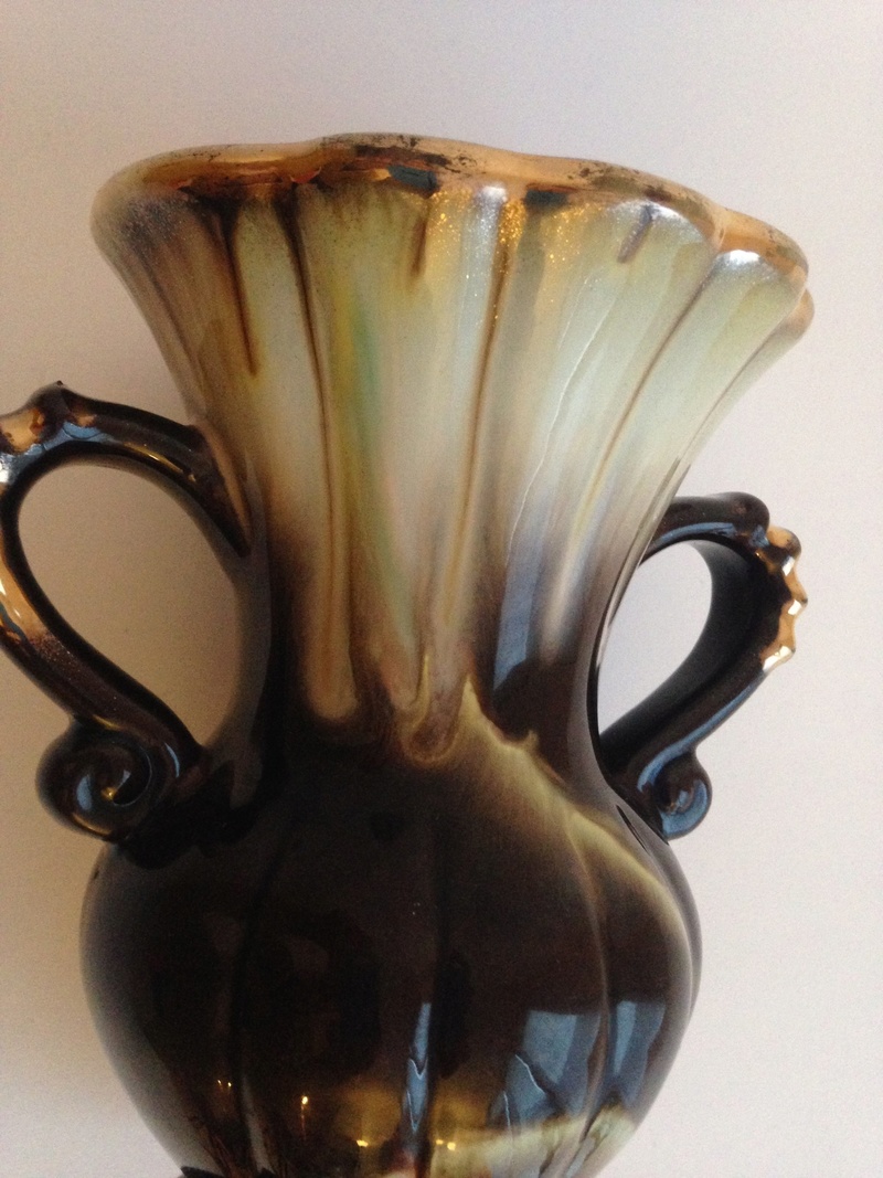 ceramic vase: brown, cream drip glaze, gold rim - ID help please -Carstens? Img_4811