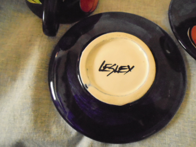 Lesley Towart teacup - peaches Dsc02914
