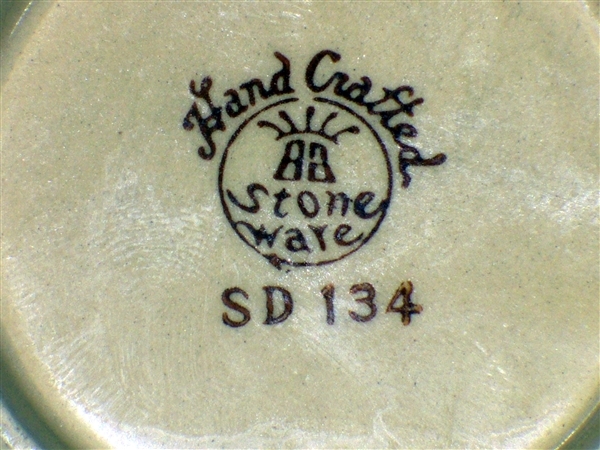 Need Help Indentifying Pottery Mark Please Sd134_10