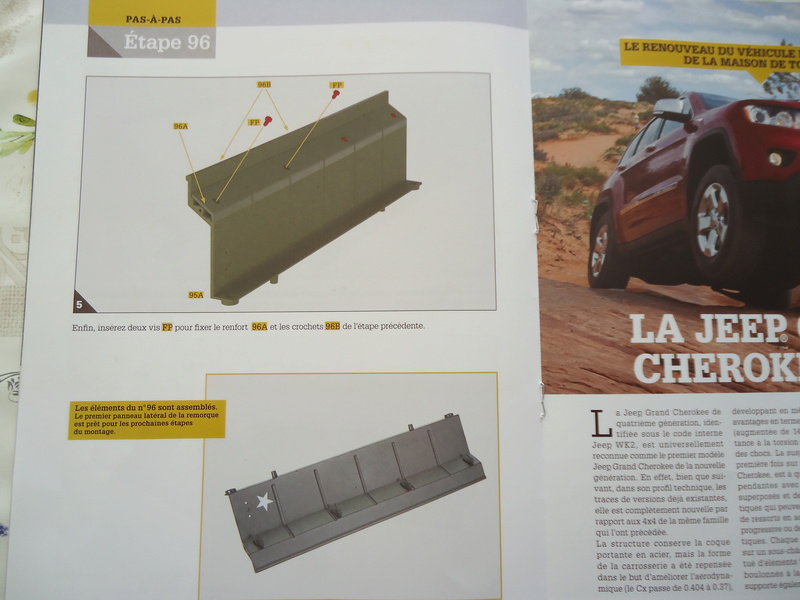 Jeep Willys - 1/8ème - Ed. Hachette - Construction par Glénans (Partie 2) - Page 2 Dsc00914