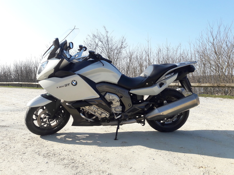 A vendre K1600 GT 2011 33000 km 10800 euros 20180210