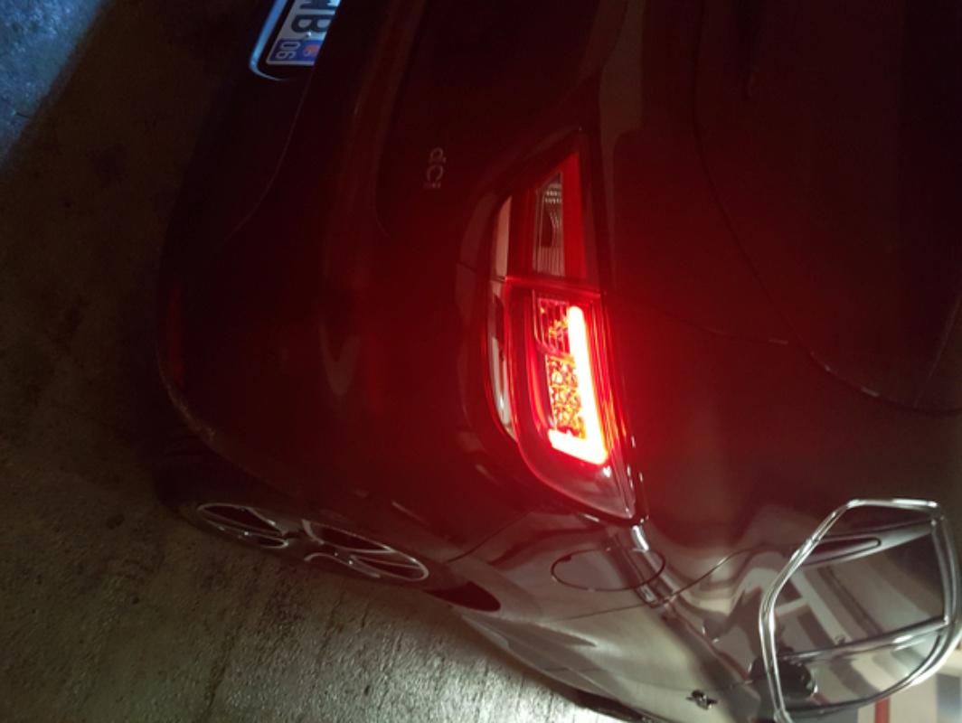Feux arrières Clio IV "Celis" 20180211