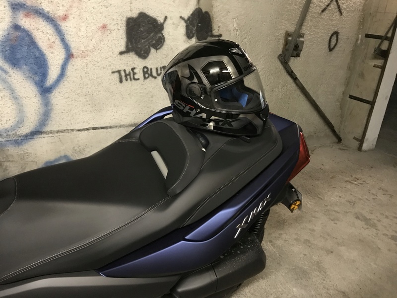 interieur selle xmax 125 2018  Img_0516