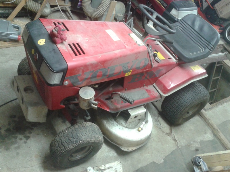 Wanted: Murray Lawn Tractor 20180533