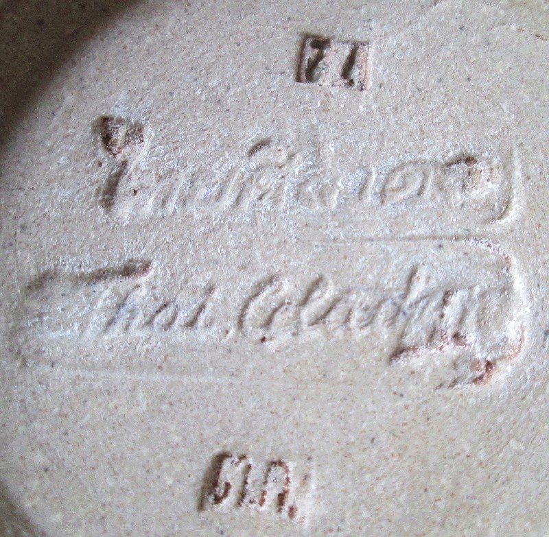 Thai Celadon Bowl Mark Thai_c10