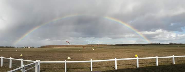 Vol de printemps Nord à Briare (LFEI) Arc_ci11