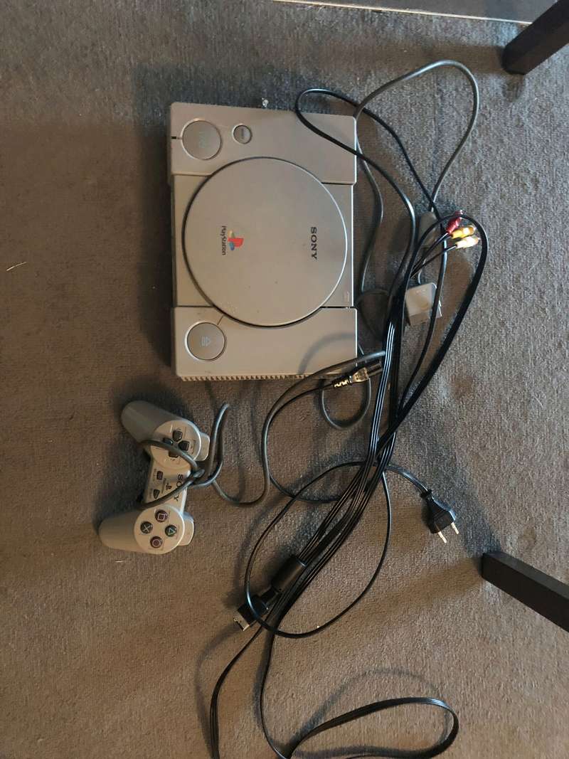 Playstation 1  67829610