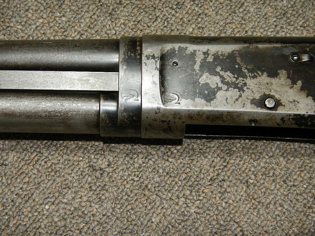 fusil modèle 1897 (M97) version Trench Gun utilisé au Canada 311