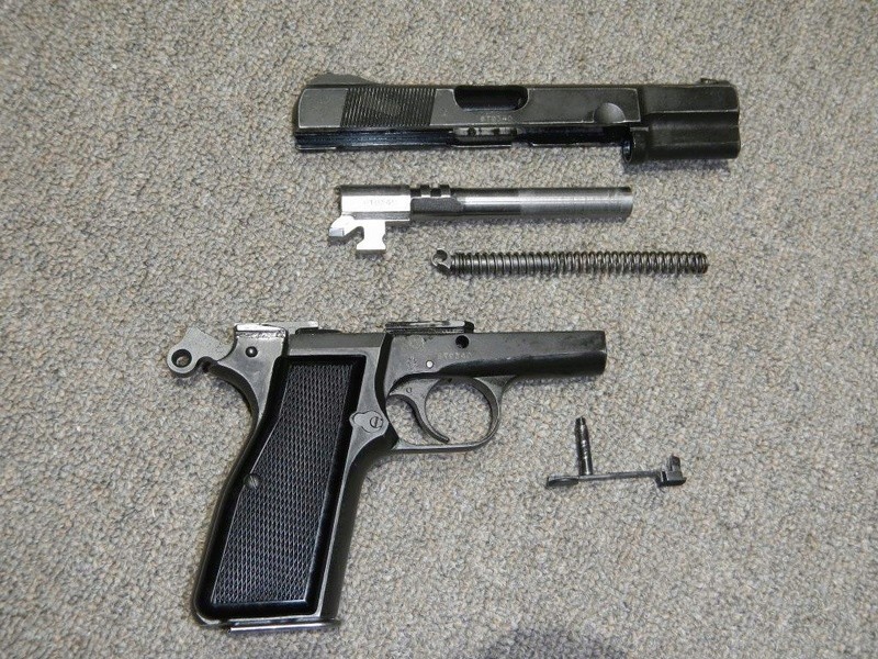 Pistolet Browning GP No 2 MK I* de fabrication canadienne  9_copy12