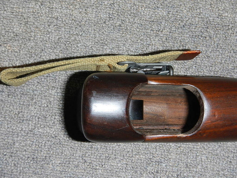 Pistolet  Browning GP No1 MK I* de fabrication canadienne et la crosse en bois Dscn2418