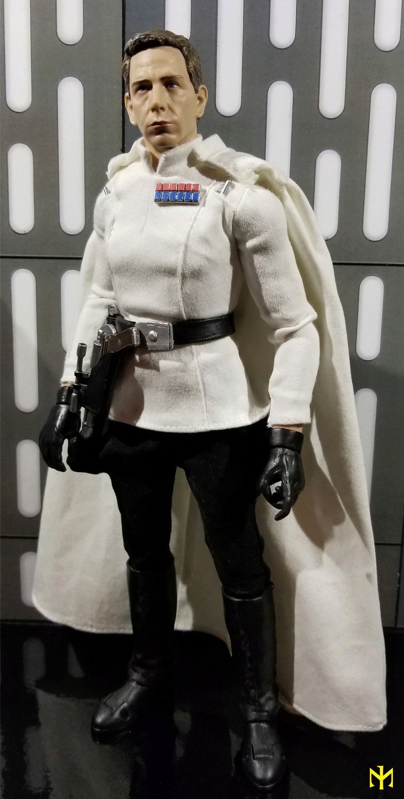 StarWars - Product Review Disney Star Wars Elite Series Director Orson Krennic Premium Action Figure Krenni14