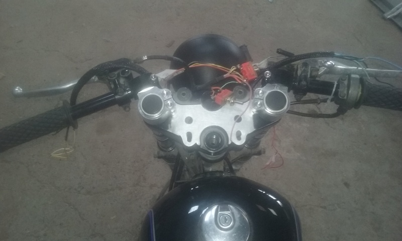 250 Volty café racer ou un truc du genre 20180514