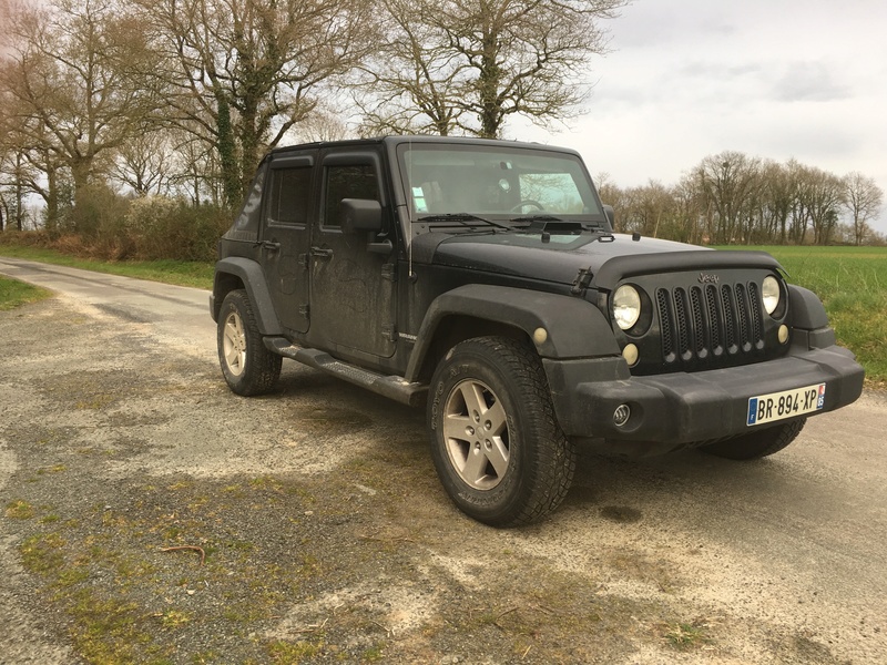Jeep JKU sport Df0e0c10
