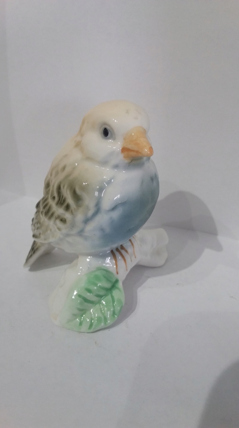 wanting ID on these bird figurines  20180412