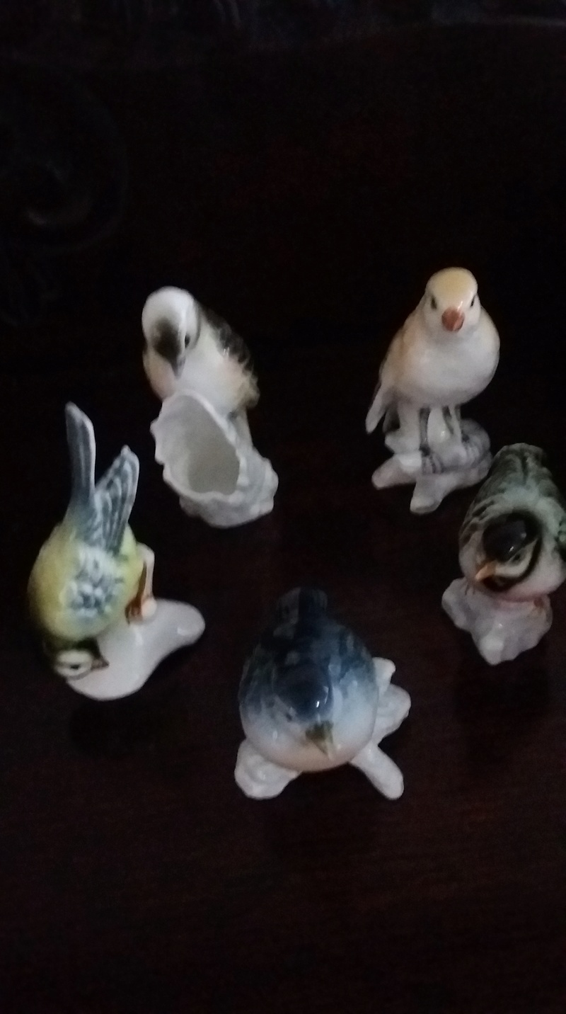 wanting ID on these bird figurines  20180414
