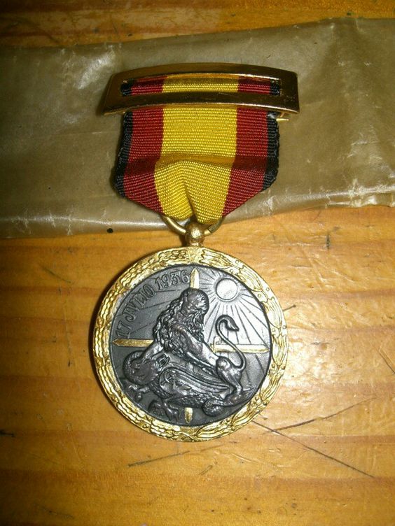 Insignias y placas policiales y militares  Medall12